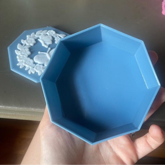 Vintage Celluloid Blue & White Floral Butterfly Trinket Jewelry Box - Picture 2 of 3